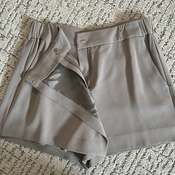 Babaton Hikaru Skort size 10 - Picture 4 of 6